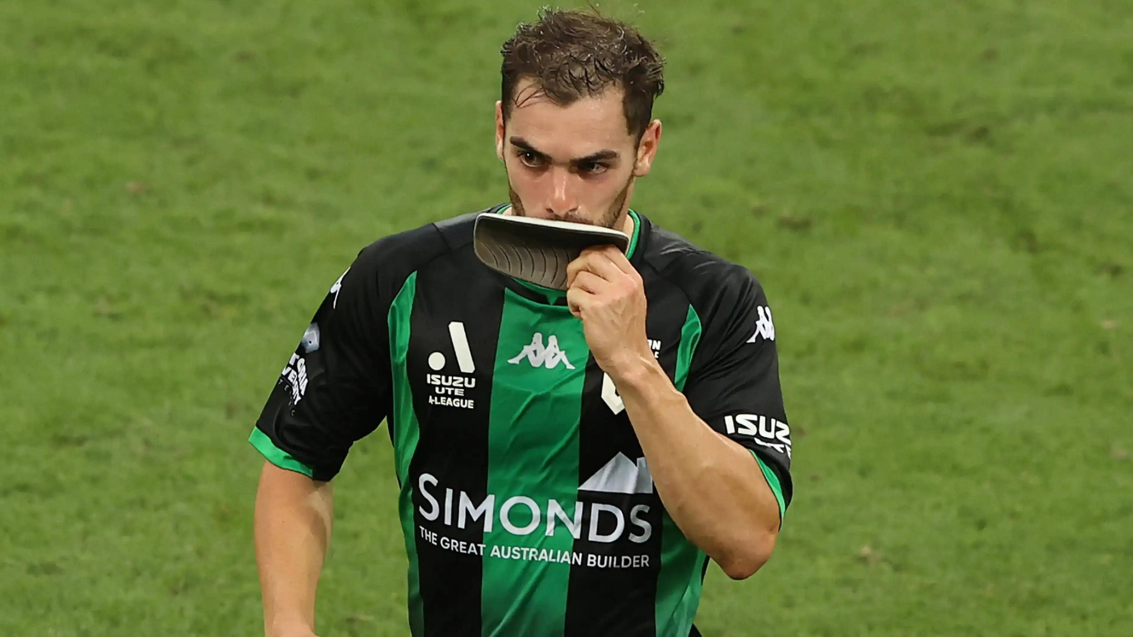 电竞平台-冲刺阶段马德里竞技备战亚冠，造点机会细节曝光，球迷炸锅，资深球员宣示担当(马德里竞技阵容)