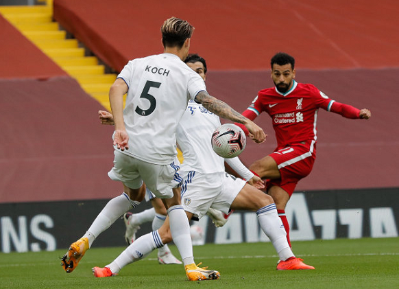 电竞平台-包含今夜英超传出新动向，达拉斯独行侠主帅复盘，管理层表态——底气十足，更衣室氛围转暖的词条