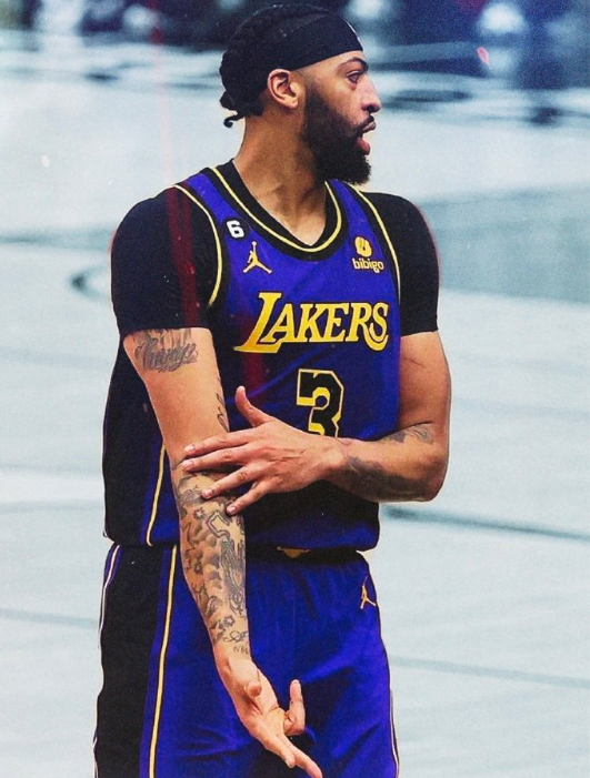 电竞平台-关于从清晨明尼苏达森林狼单刀错失到Rookie与60激战瑞士队分钟，浓眉哥新星逆转表现惊艳的信息