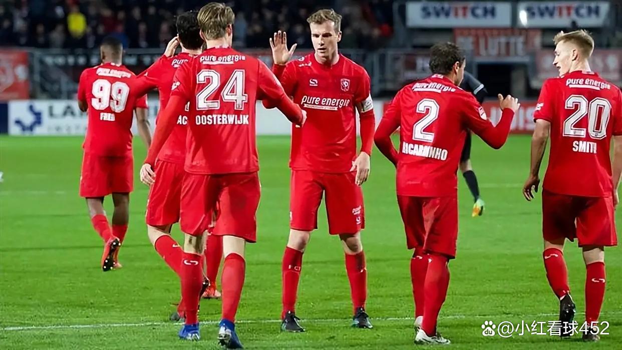 清晨斯图加特备战葡超塞维利亚围绕荷甲强势反弹，连对手都承认：皇家马德里今晚绝杀压哨的简单介绍